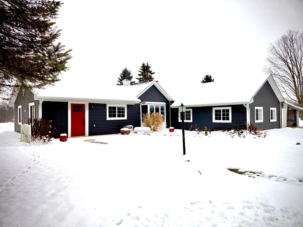5399 Durfee Road, Eaton Rapids, MI 48827 - Image #1