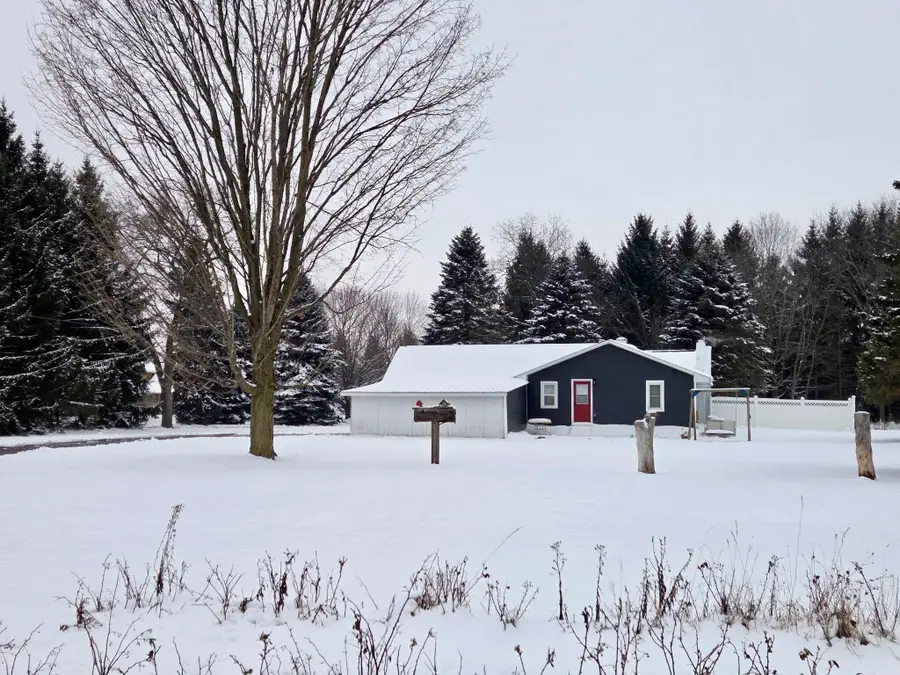 5399 Durfee Road, Eaton Rapids, MI 48827 - Image #3