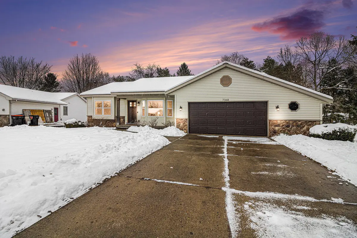 7368 21st Avenue Sw, Jenison, MI 49428 - Image #1