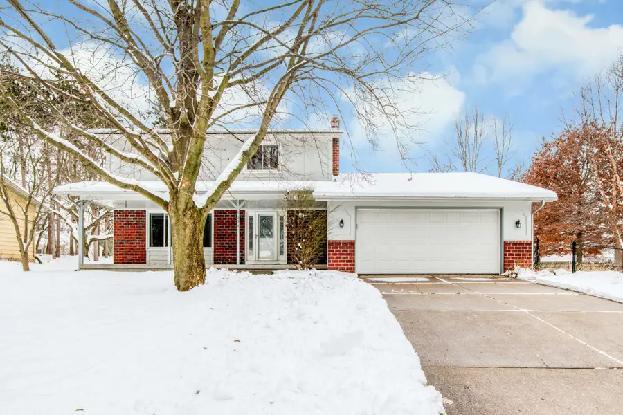 6334 Bechalla Drive Se, Grand Rapids, MI 49546 - Image #2