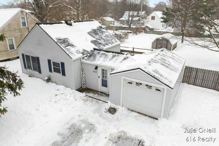 3645 Benjamin Avenue Ne, Grand Rapids, MI 49525 - Image #2