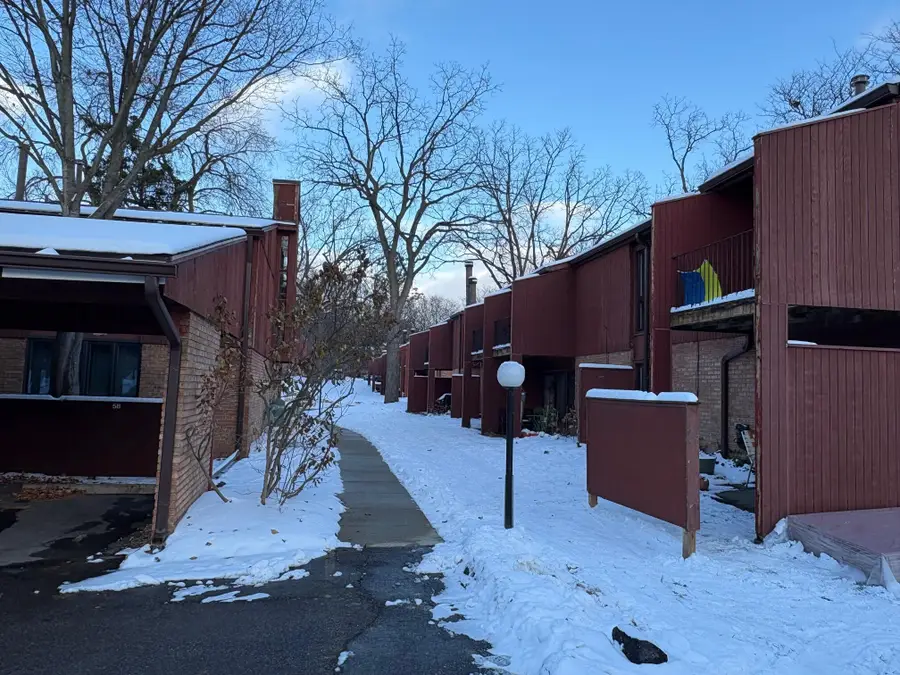 2411 Packard Street #51 E, Ann Arbor, MI 48104 - Image #2