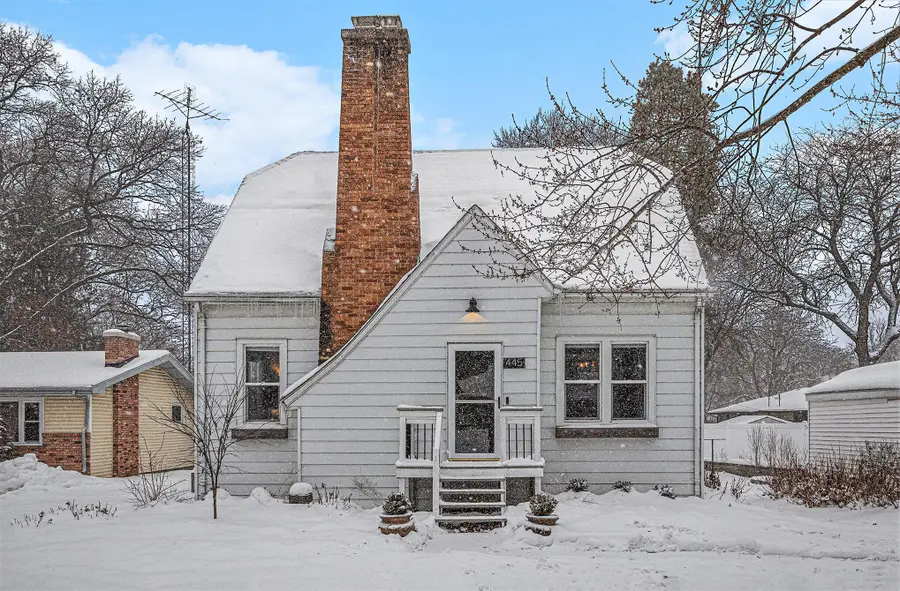 445 Montezuma Road, Benton Harbor, MI 49022 - Image #3