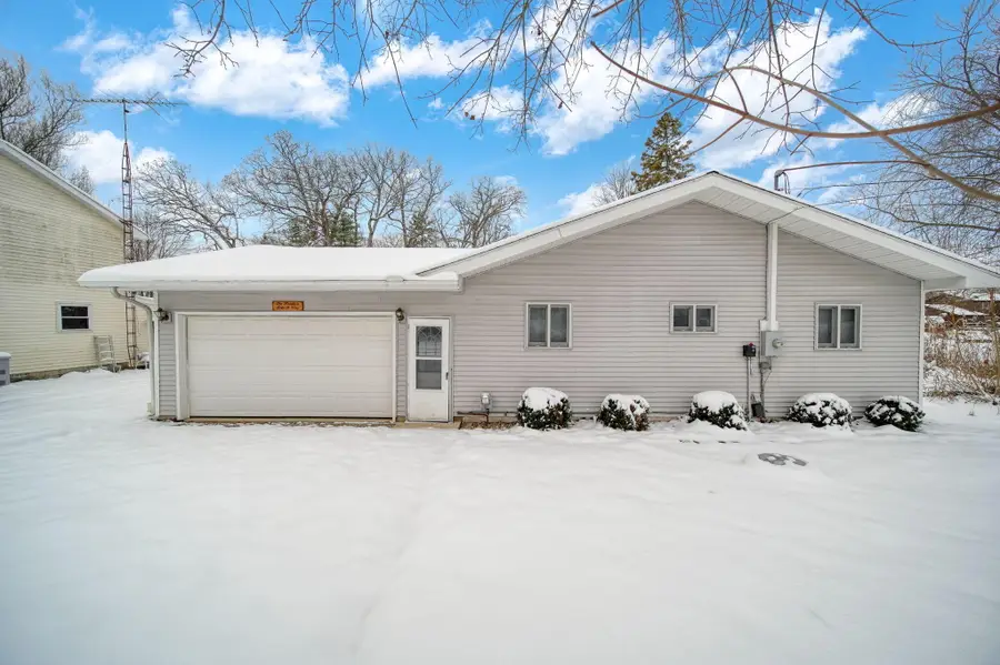 318 Cedar Street, Brooklyn, MI 49230 - Image #3