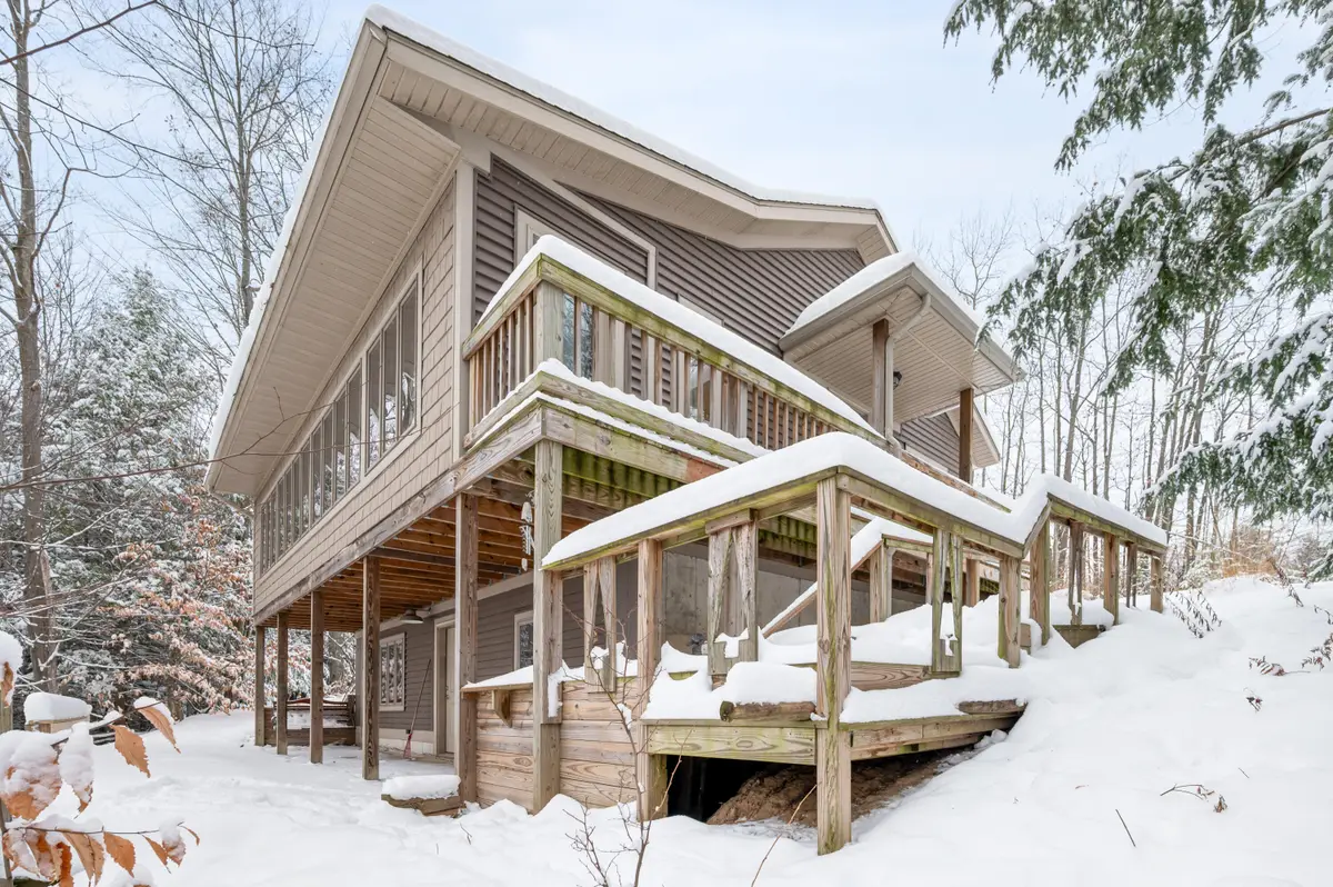 9586 E Lure Road, Hesperia, MI 49421 - Image #1