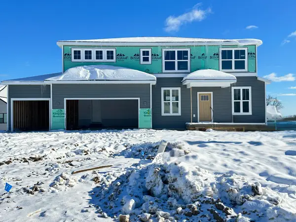 8288 Eagle Peak Drive, Jenison, MI 49428