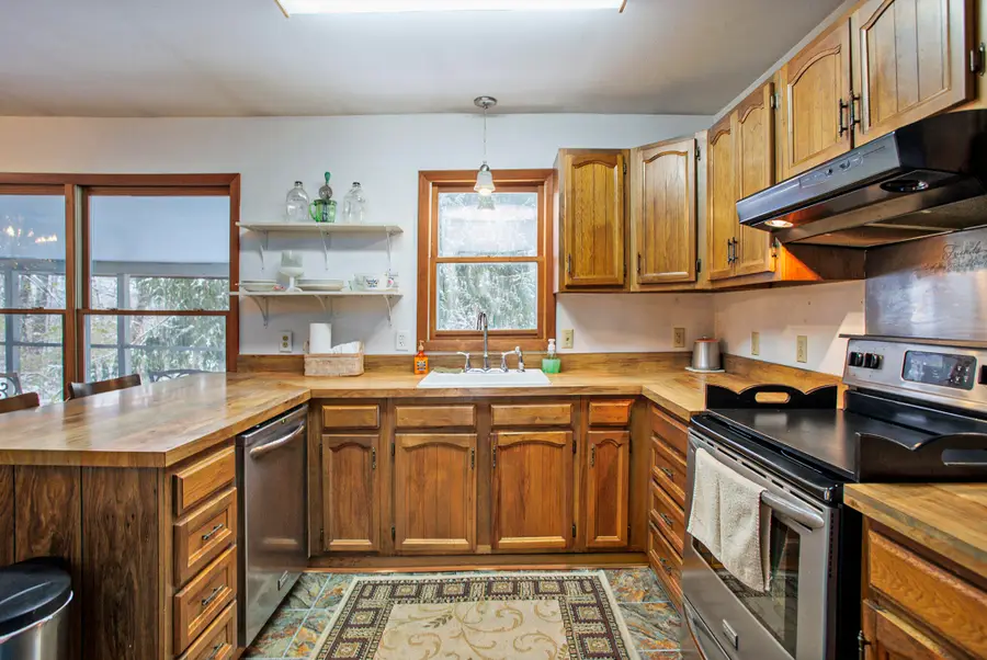 8295 D Drive S, Ceresco, MI 49033 - Image #3