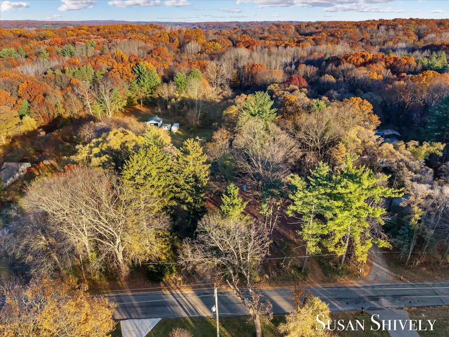 4712 Webber Avenue Ne, Grand Rapids, MI 49525 - Image #2