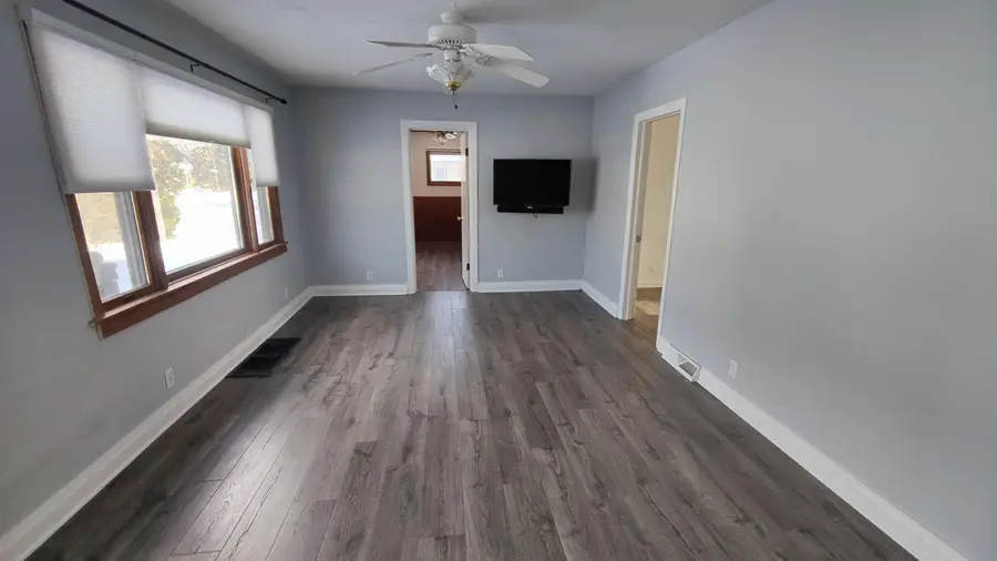 670 Sheridan Road, Saint Joseph, MI 49085 - Image #2