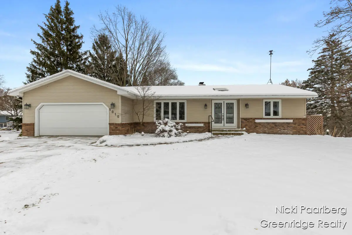 1010 Cherrywood Lane Ne, Grand Rapids, MI 49505 - Image #1