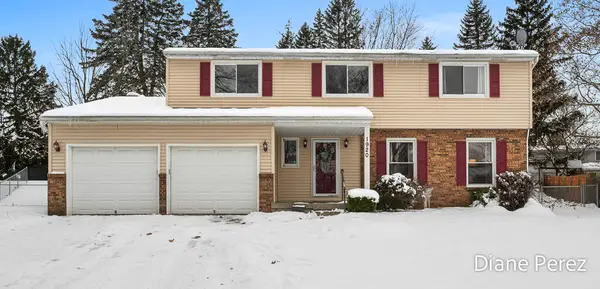 1920 Glenmoor Court Se, Kentwood, MI 49508