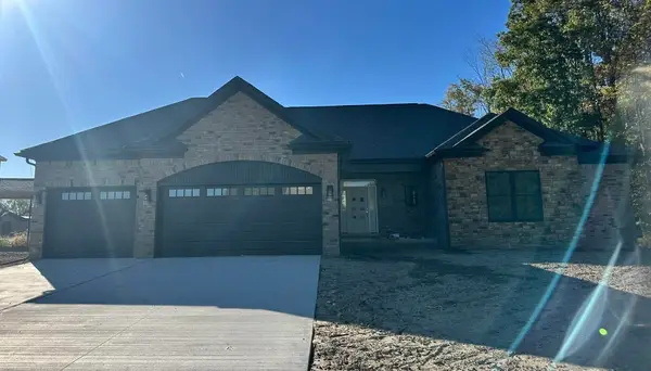 23930 Pennington Road, Flat Rock, MI 48134