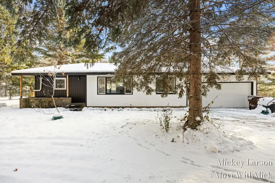 1600 E Webb Road, Dewitt, MI 48820 - Image #2