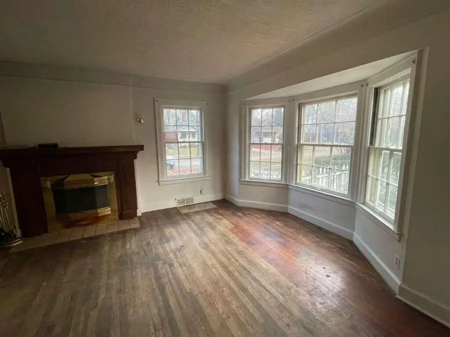 16 Devonshire Road, Pleasant Ridge, MI 48069 - Image #2