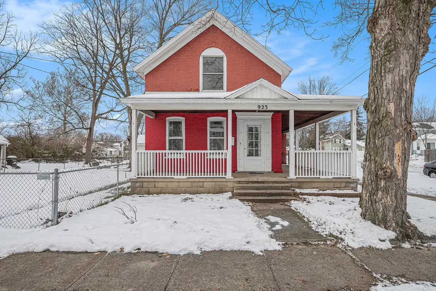 923 Regent Street, Niles, MI 49120 - Image #2