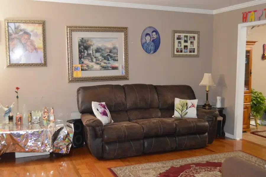 808 Church Street, Fowlerville, MI 48836 - Image #3