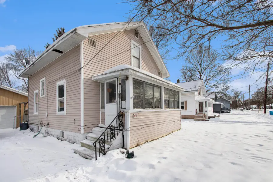 423 N 14th Street, Niles, MI 49120 - Image #2