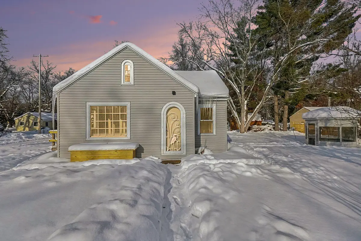 6946 S Lakeview Avenue, Idlewild, MI 49642 - Image #1