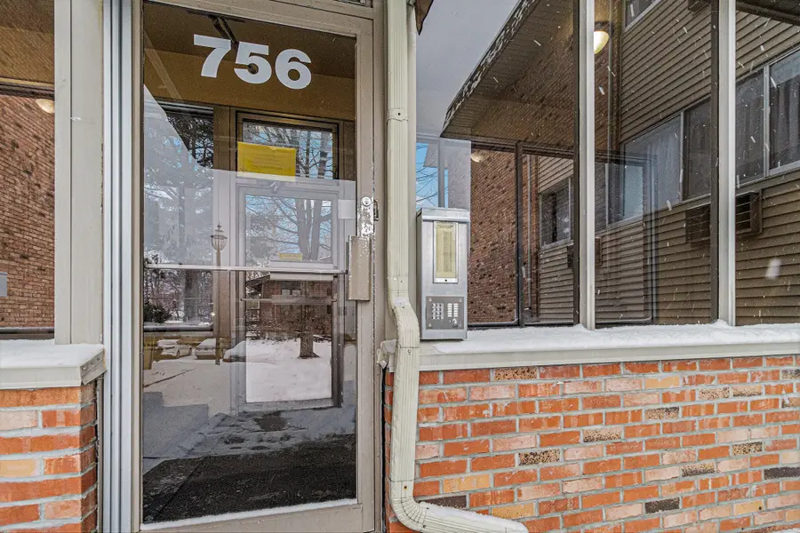 756 W Kilgore Road #306, Kalamazoo, MI 49008 - Image #2