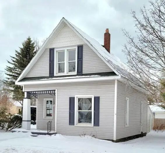 260 Fremont Street, Manistee, MI 49660 - #2