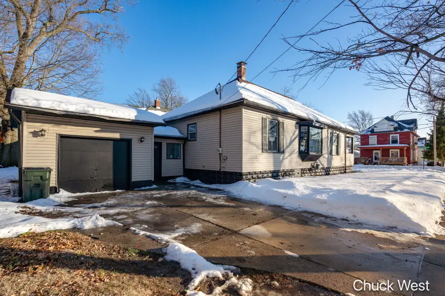262 W Forest Avenue, Muskegon, MI 49441 - Image #3