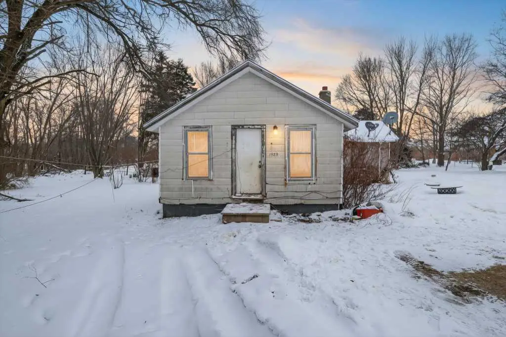 7929 E Napier Avenue, Bainbridge, MI 49022 - Image #1