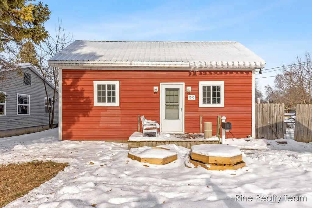 1510 W Stewart Street, Owosso, MI 48867 - Image #1