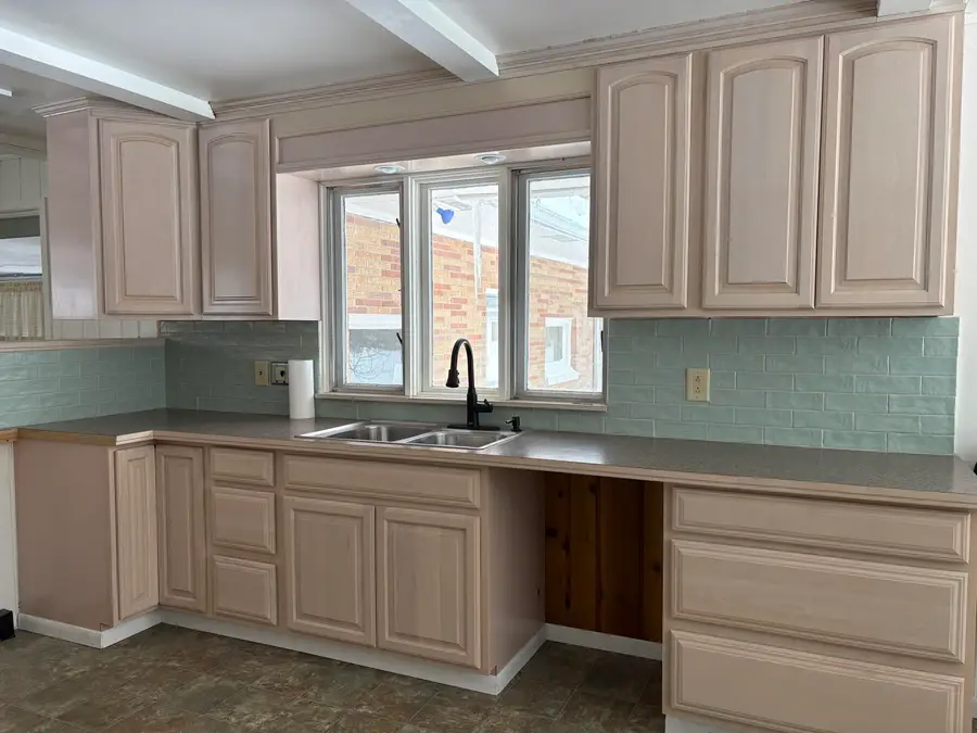 873 Hendrick Road, Norton Shores, MI 49441 - #3