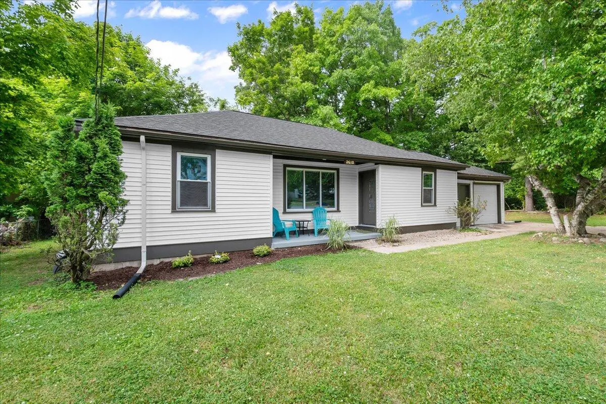 2610 32nd Street Se, Kentwood, MI 49512 - Image #1