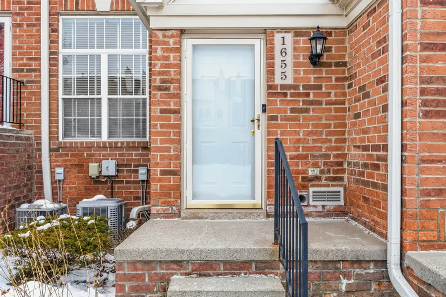 1655 Campau Farms Circle, Detroit, MI 48207 - Image #3