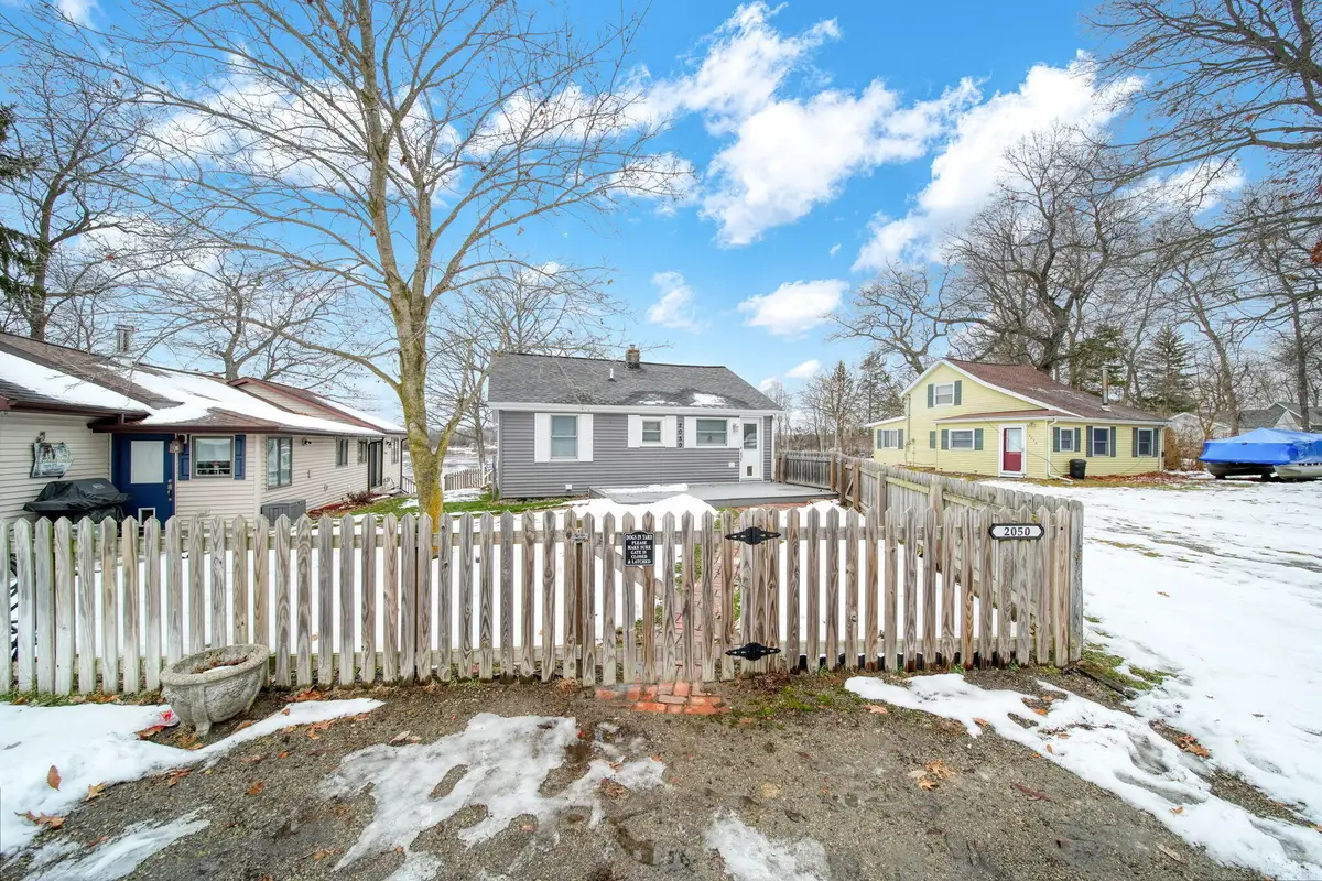 2050 Lakeview Drive, Brooklyn, MI 49230 - #1