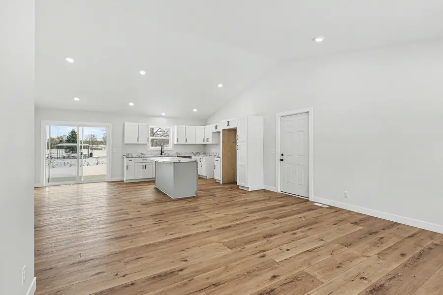 1366 S Wolf Lake Road, Muskegon, MI 49442 - #2