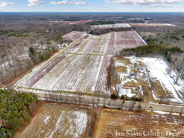 12346 144th Avenue, Grand Haven, MI 49417