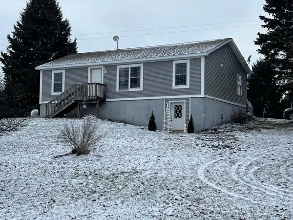 10550 Hillsdale Road, Camden, MI 49232