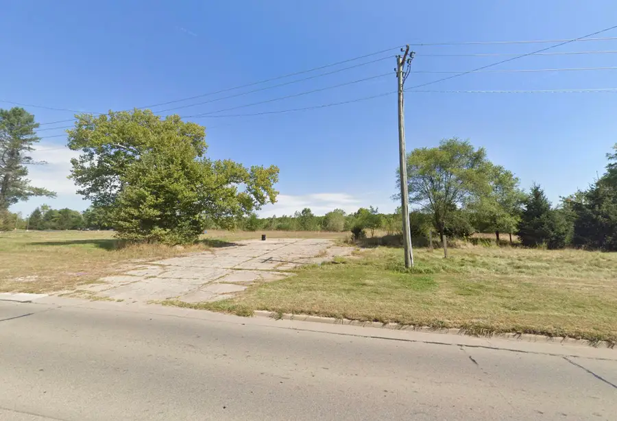 409 W Carleton Road, Hillsdale, MI 49242 - Image #2