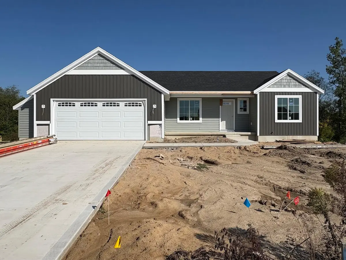 12712 S Elder Avenue, Grant, MI 49327 - Image #1