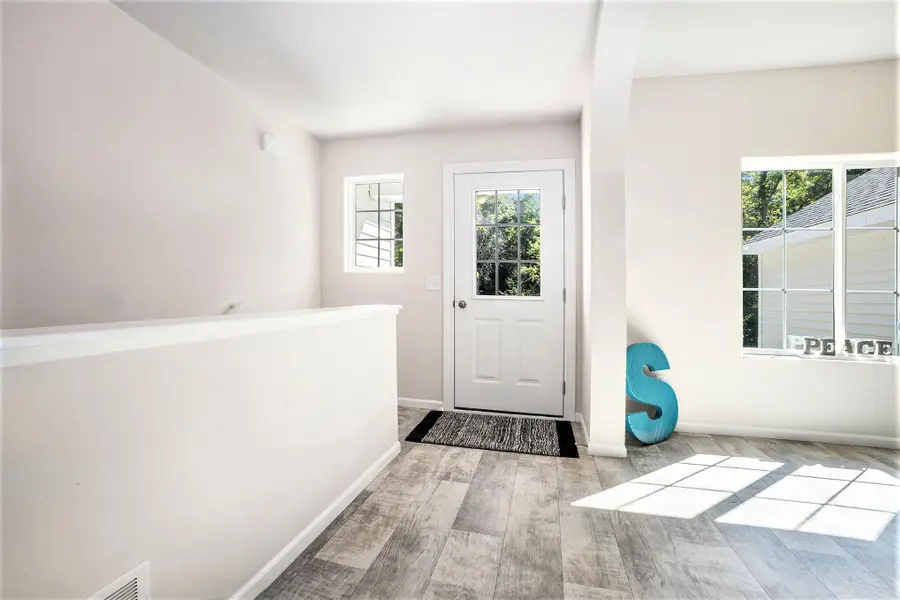 12712 S Elder Avenue, Grant, MI 49327 - Image #2