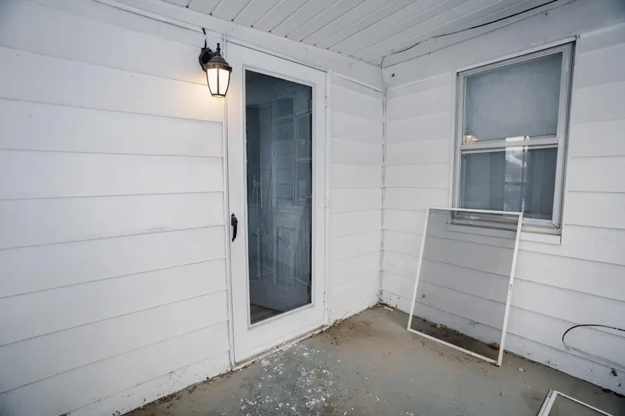 5017 Christiansen Road, Lansing, MI 48910 - Image #2