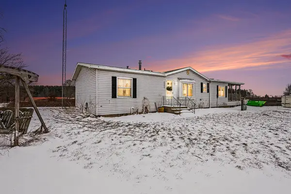 68854 34th Avenue, Covert, MI 49043