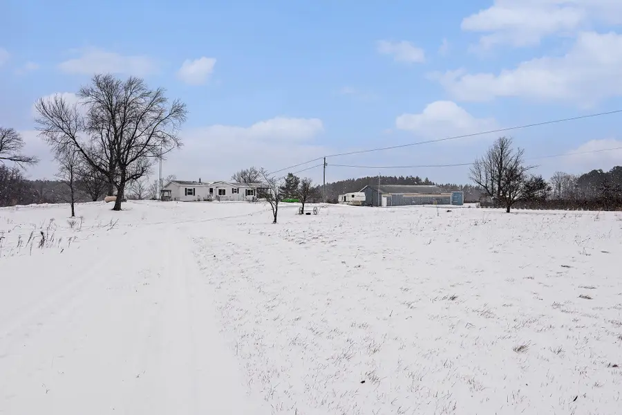 68854 34th Avenue, Covert, MI 49043 - Image #3