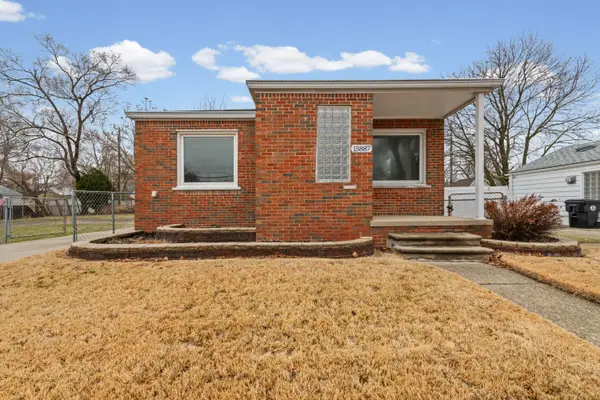 15887 Beech Daly, Redford, MI 48239