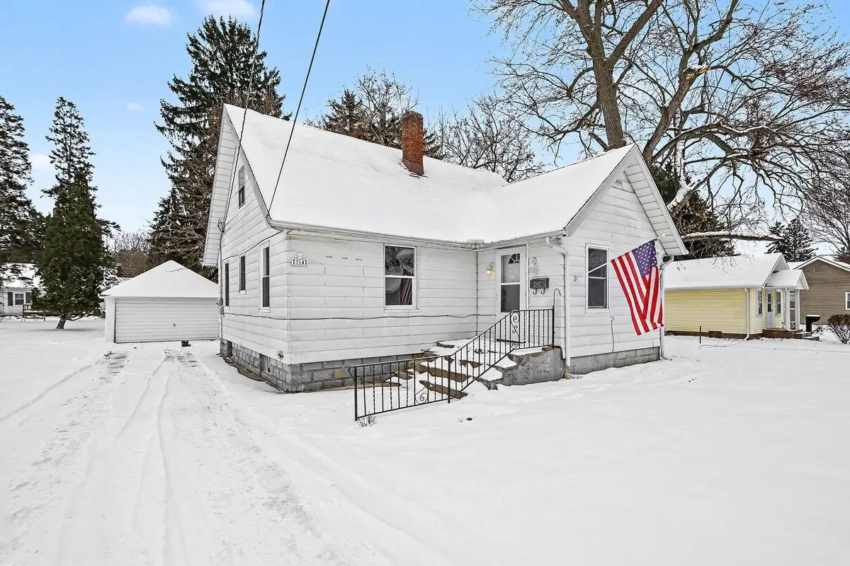 314 Chippewa Street, Buchanan, MI 49107 - #1