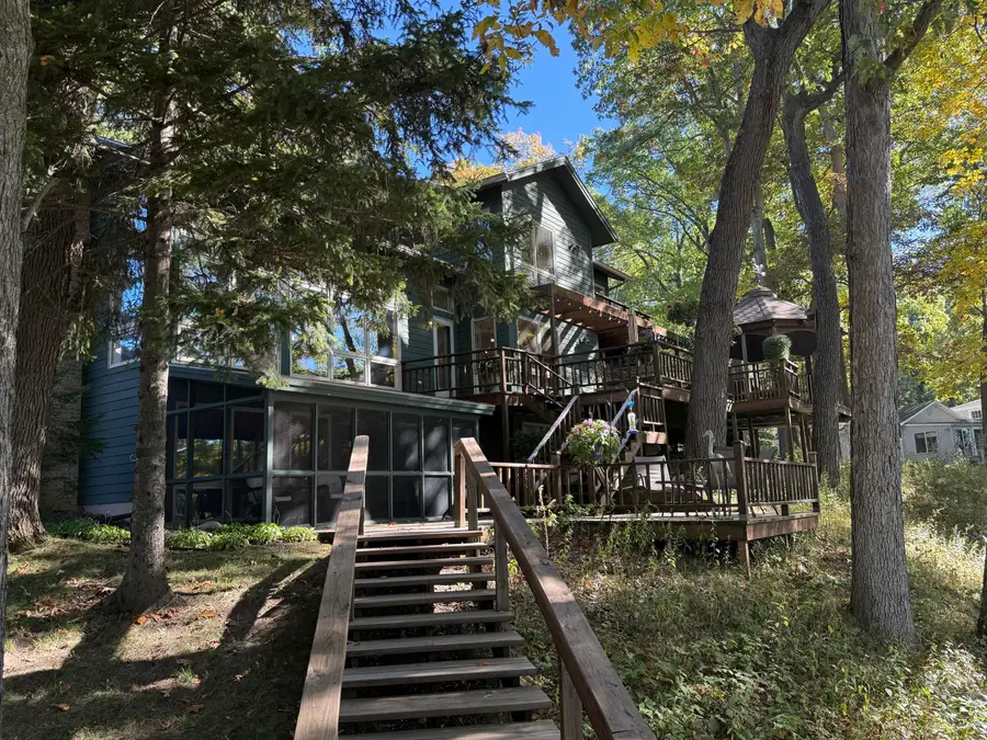 90888 Bluff Drive, Marcellus, MI 49067 - Image #2