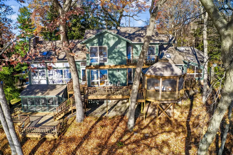 90888 Bluff Drive, Marcellus, MI 49067 - Image #3