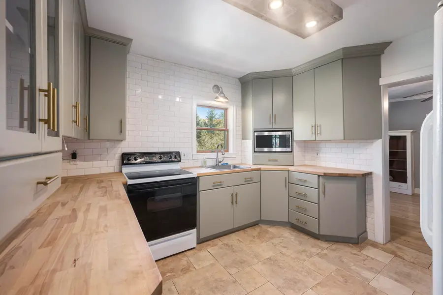 11641 E G Avenue, Galesburg, MI 49053 - Image #3