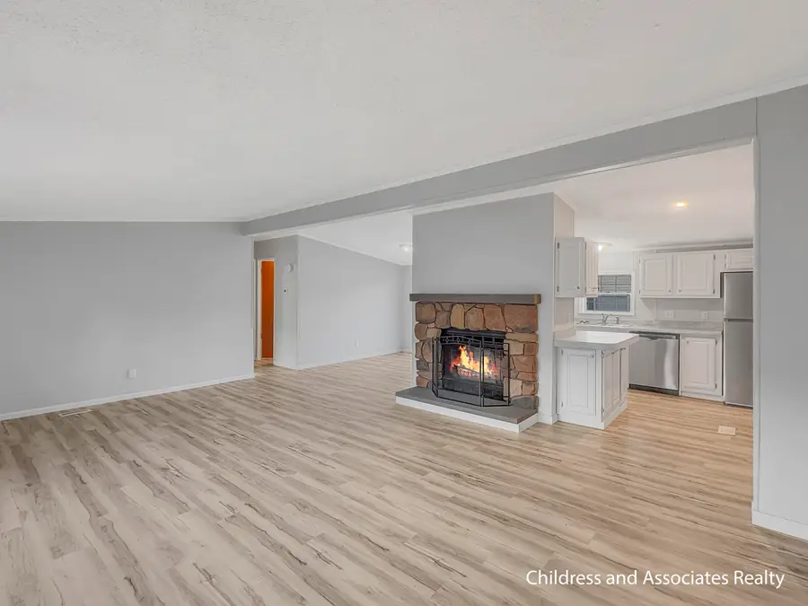 1491 Red Oak Lane Ne, Belmont, MI 49306 - Image #2