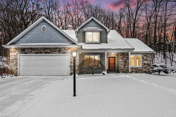 160 Laguna Circle, Kalamazoo, MI 49009