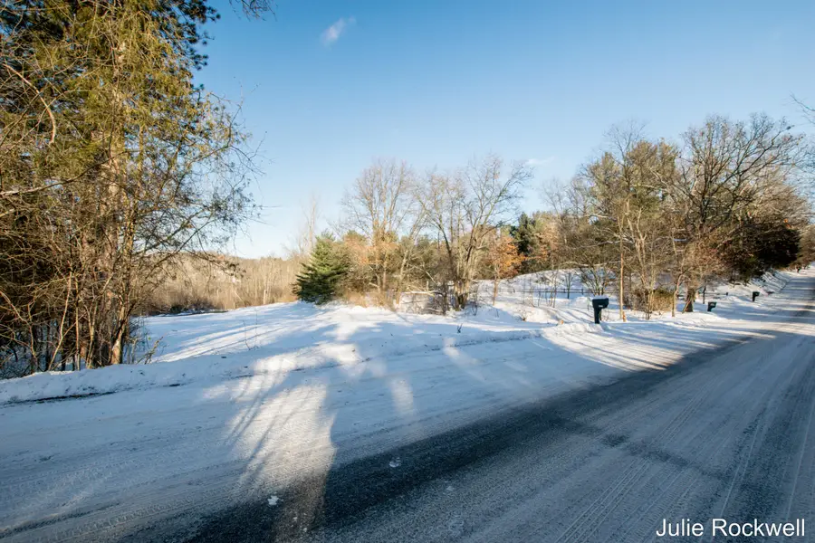 4477 Knapp Court Ne, Grand Rapids, MI 49525 - Image #3