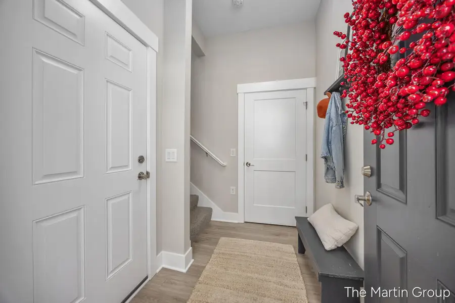 2344 Watertown Way Ne, Grand Rapids, MI 49505 - Image #3