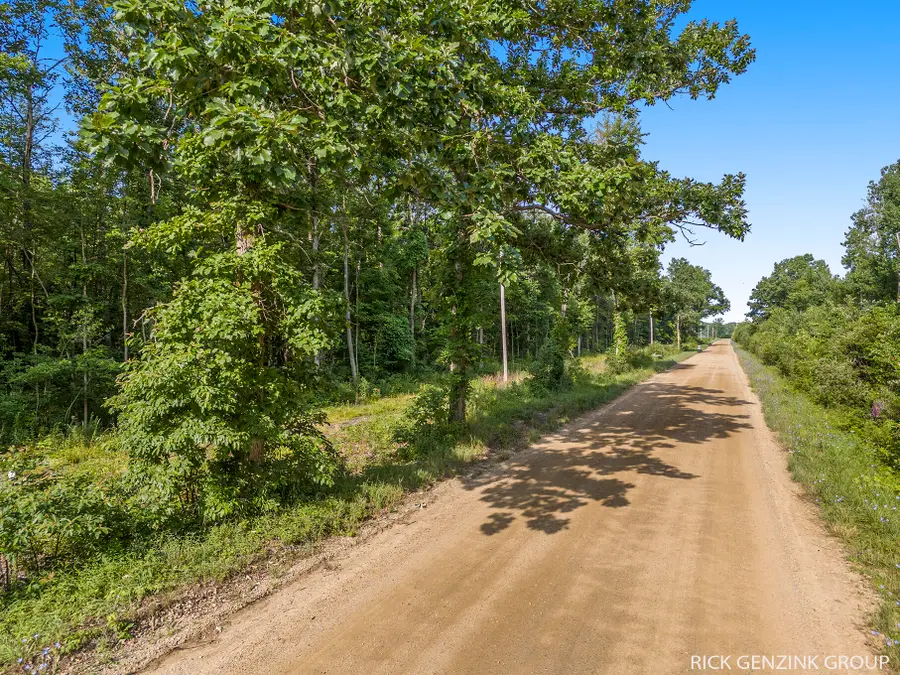 5936 108th Avenue, Pullman, MI 49450 - Image #2